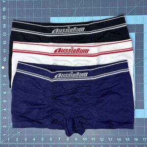 3-Pairs of Aussiebum Seamless Tech Trunks - Small